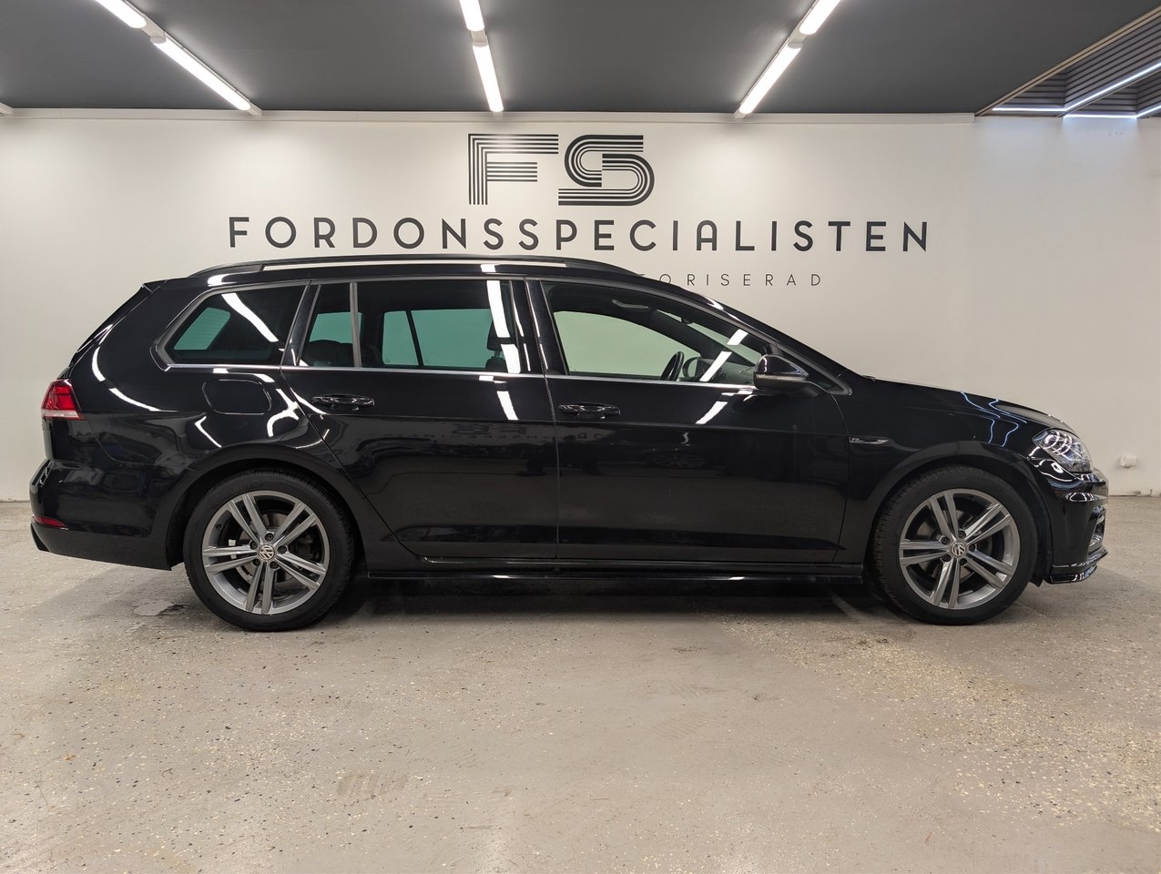 Volkswagen Golf 1.5 TSI 2020, bild 2/10