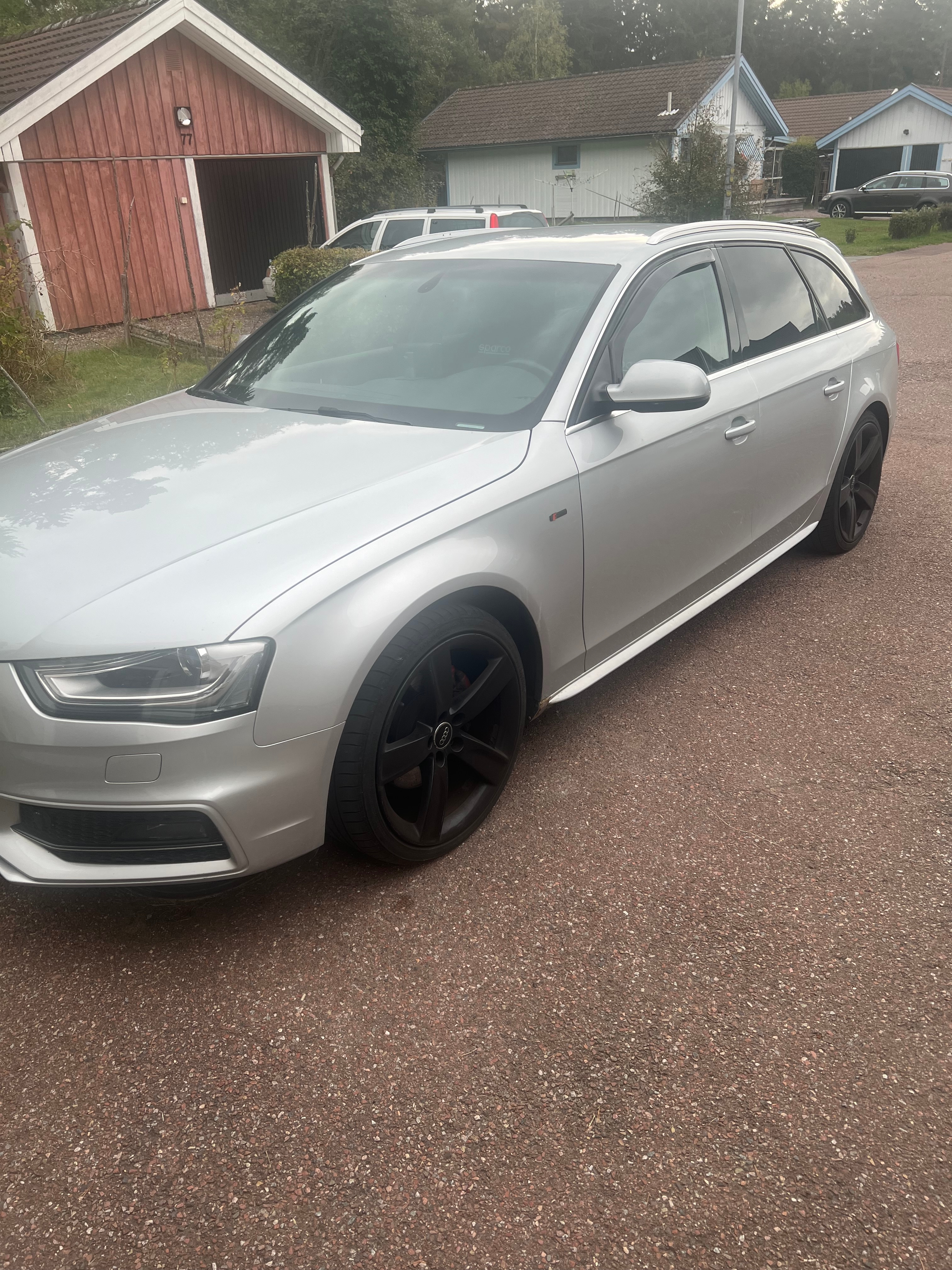 Audi A4 2.0 TDI 2014, kuva 2/3
