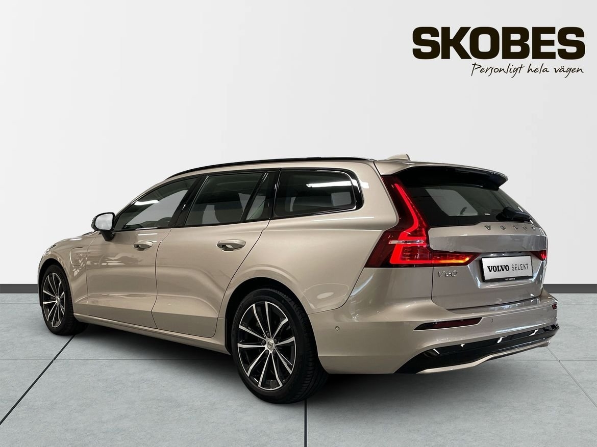 Volvo V60 T6 Plus Dark Nordic 2026, bild 5/19