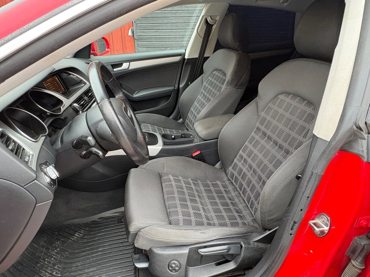 Audi A5 3.0 TDI 2011, bild 10/10