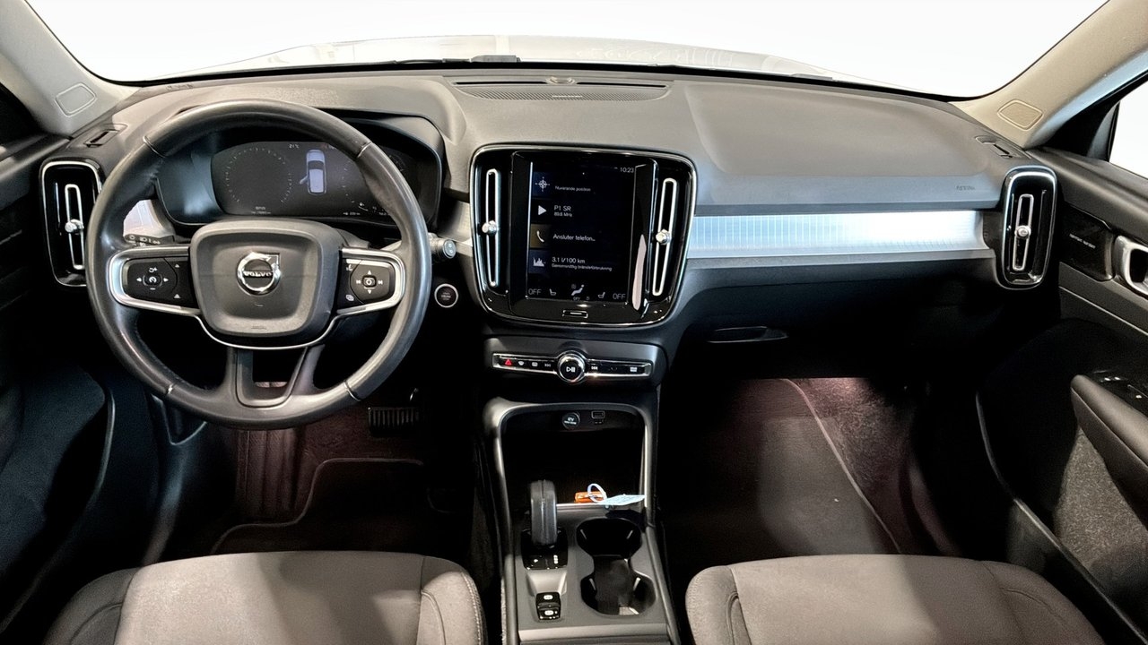 Volvo XC40 B4 Momentum 2021, kuva 4/10