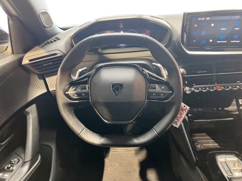 Peugeot 2008 1.2 Hybrid 136 Allure 2025, bild 7/10