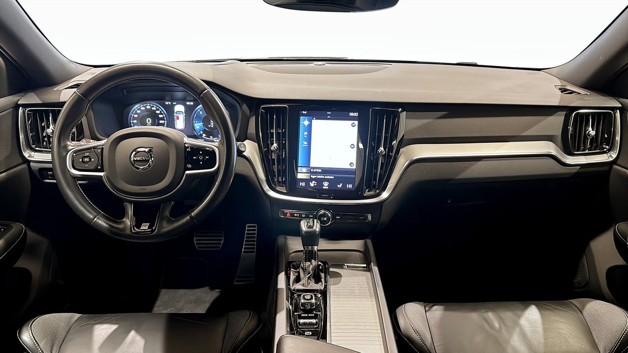 Volvo V60 D4 R Design 2020, bild 6/10