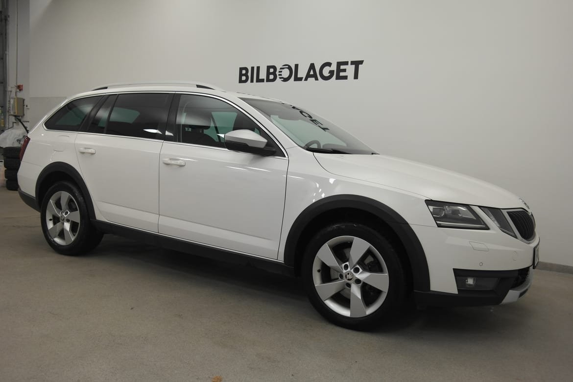 Skoda Octavia Scout, Premium 2018, bild 2/10