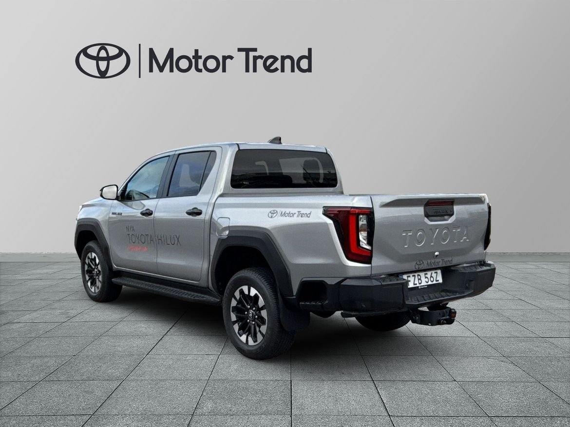 Toyota Hilux 2026, bild 2/10