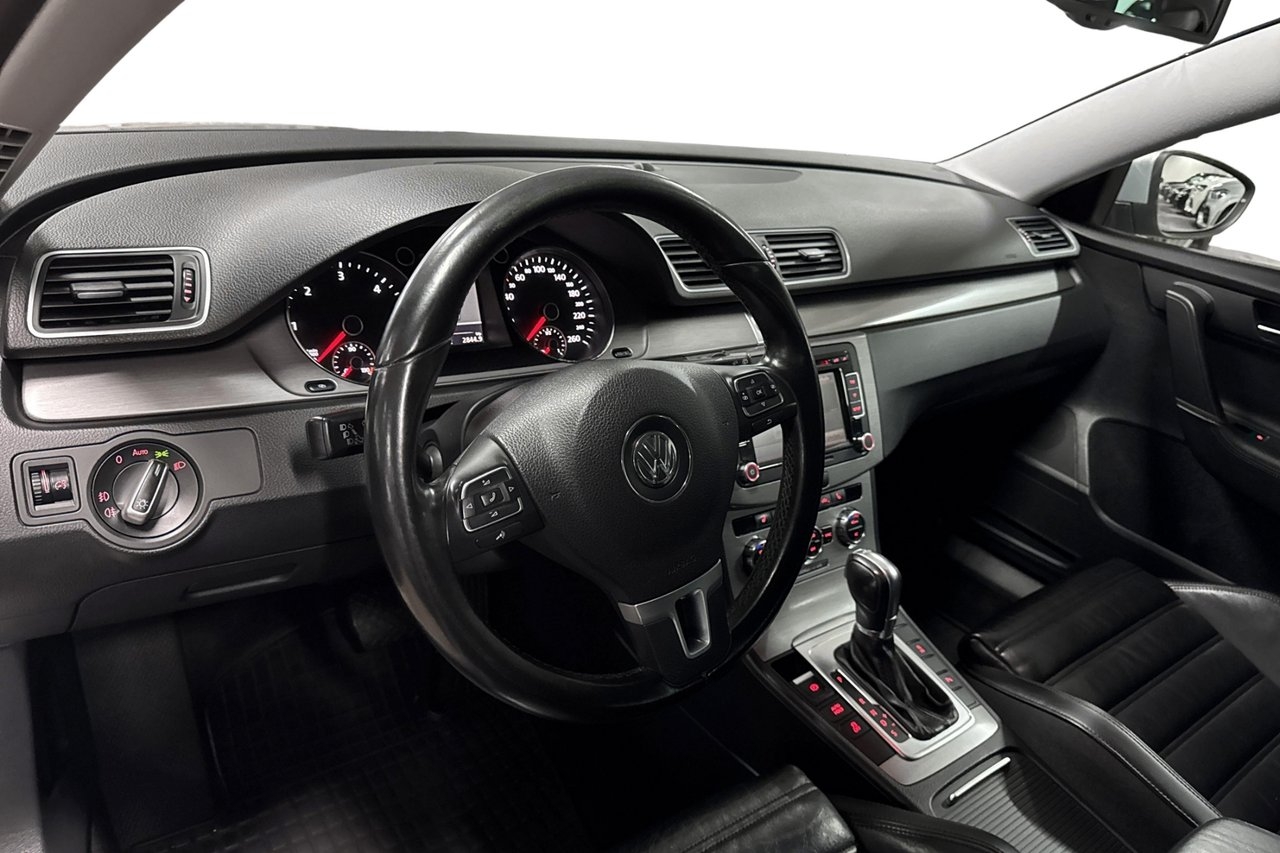 Volkswagen Passat 2012, bild 6/12