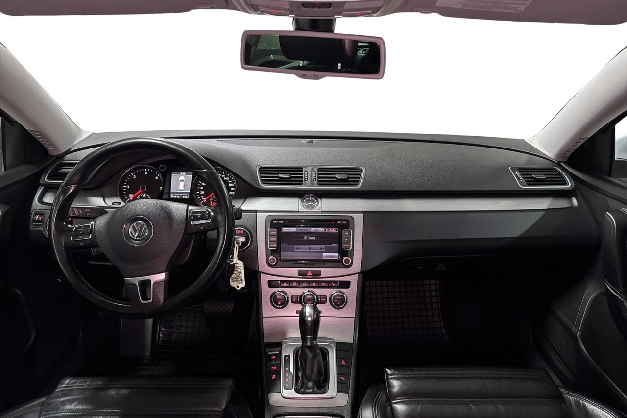 Volkswagen Passat 2012, bild 5/12