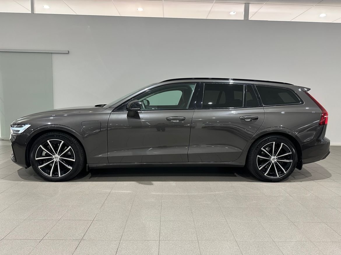Volvo V60 T6 Plus Dark Nordic Edition 2025, bild 6/10