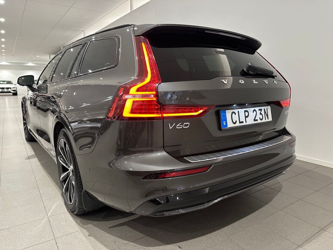 Volvo V60 T6 Plus Dark Nordic Edition 2025, bild 7/10