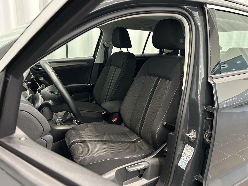 Volkswagen T-Roc 1.0 TSI 2021, bild 6/10