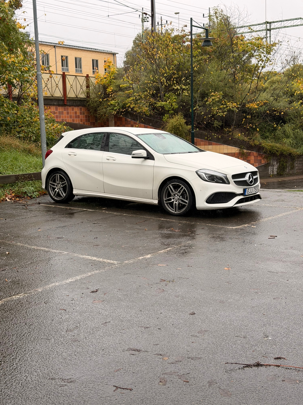 Mercedes-Benz A 180 d 7G-DCT 2016, bild 7/8