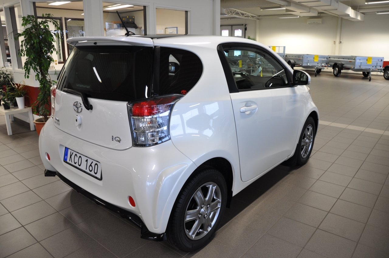 Toyota iQ 1.0 2009, bild 5/10