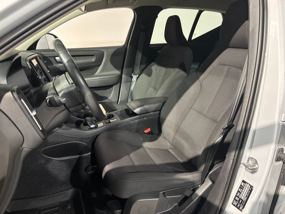 Volvo XC40 T2 FWD Momentum Core 2021, bild 5/10