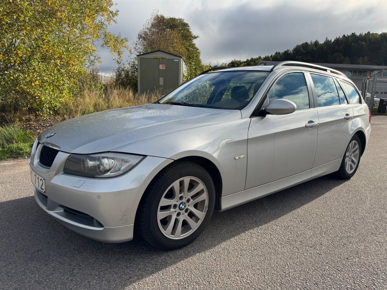 BMW 320i 2007, photo 2/22