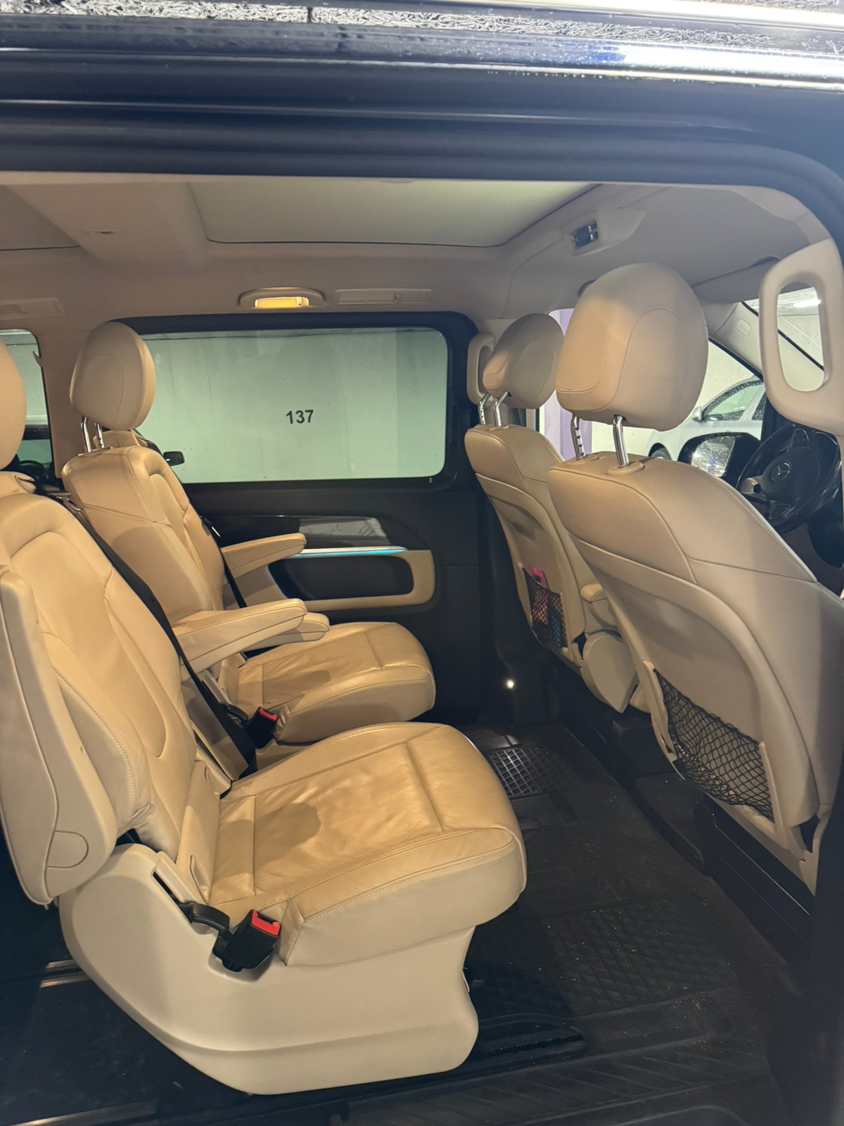 Mercedes-Benz V 2018, bild 7/10