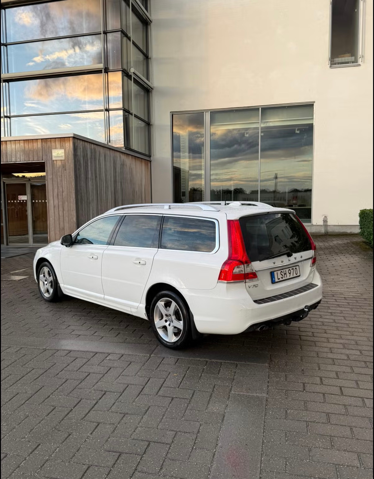Volvo V70 D4 Summum 2015, bild 3/8