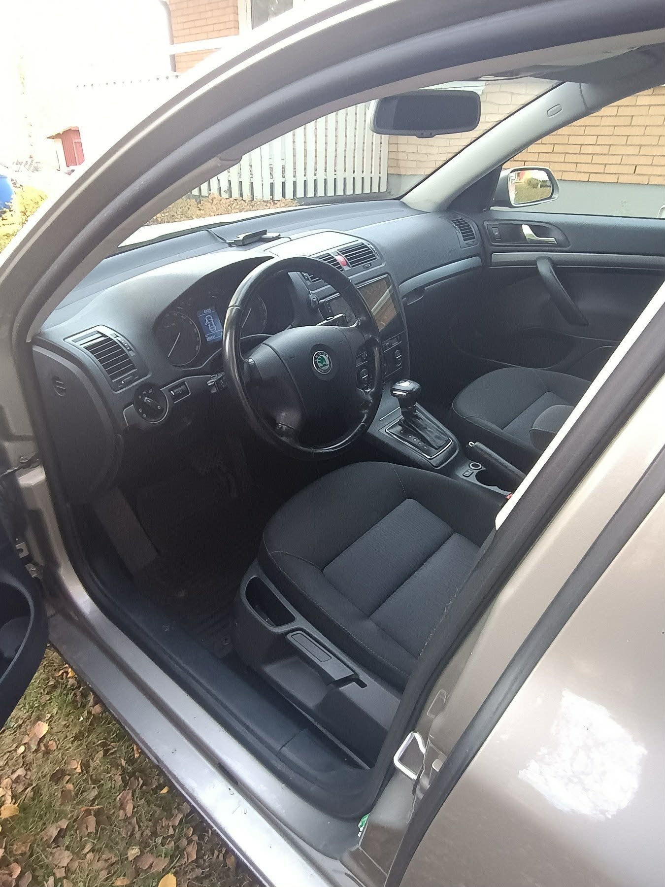 Skoda Octavia 2.0 TDI DPF 2008, bild 6/10