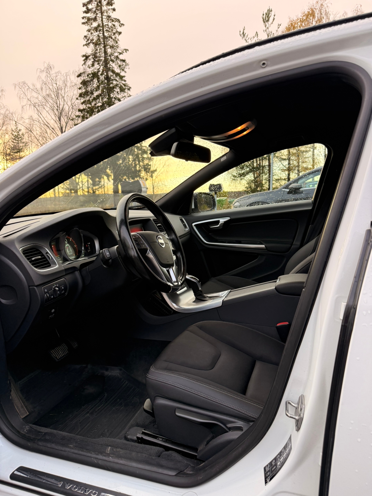 Volvo V60 D4 AWD Geartronic 2014, bild 7/10
