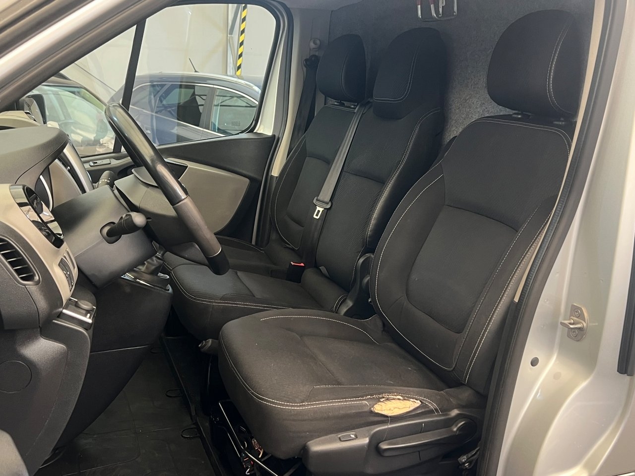 Nissan NV300 dCi 125 2018, bild 7/10