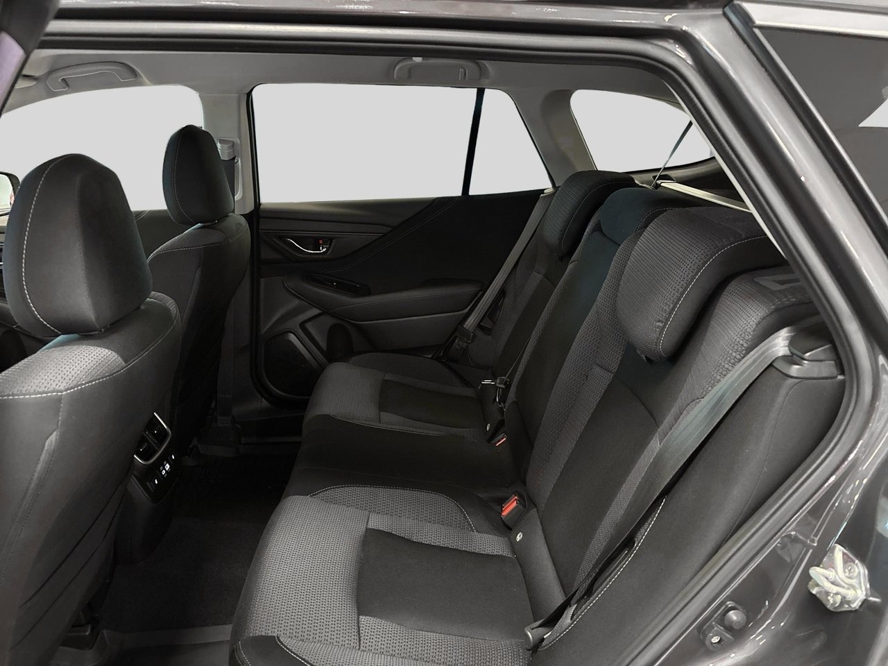 Subaru Outback 2.5i 2024, kuva 9/10