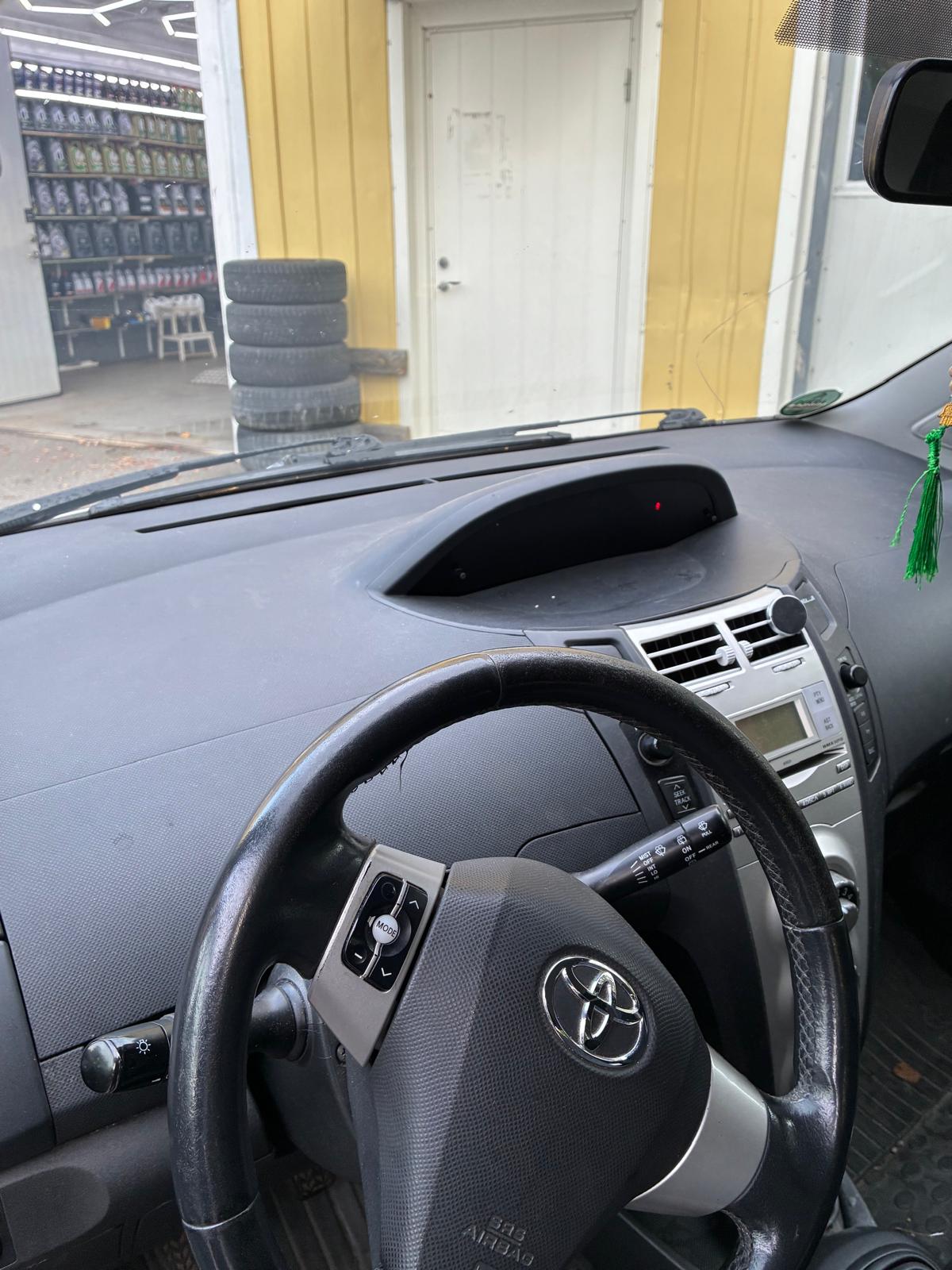 Toyota Yaris 1.0 2007, bild 4/5