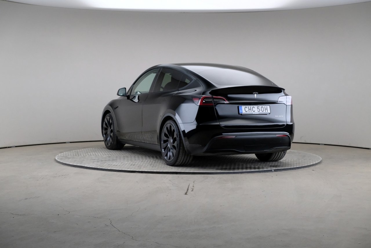Tesla Model Y 2023, bild 2/10