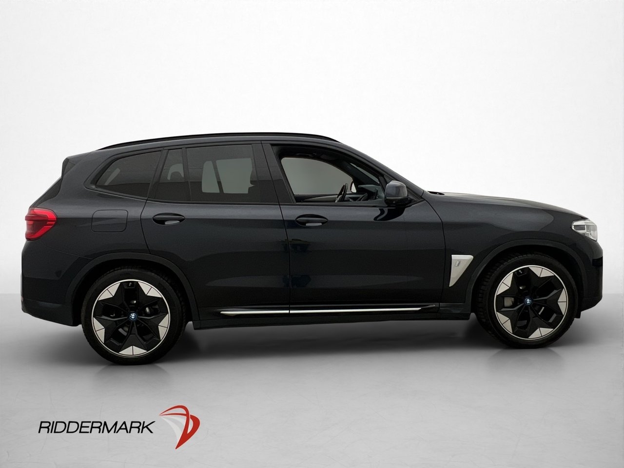 BMW iX3 Impressive 2021, kuva 9/10