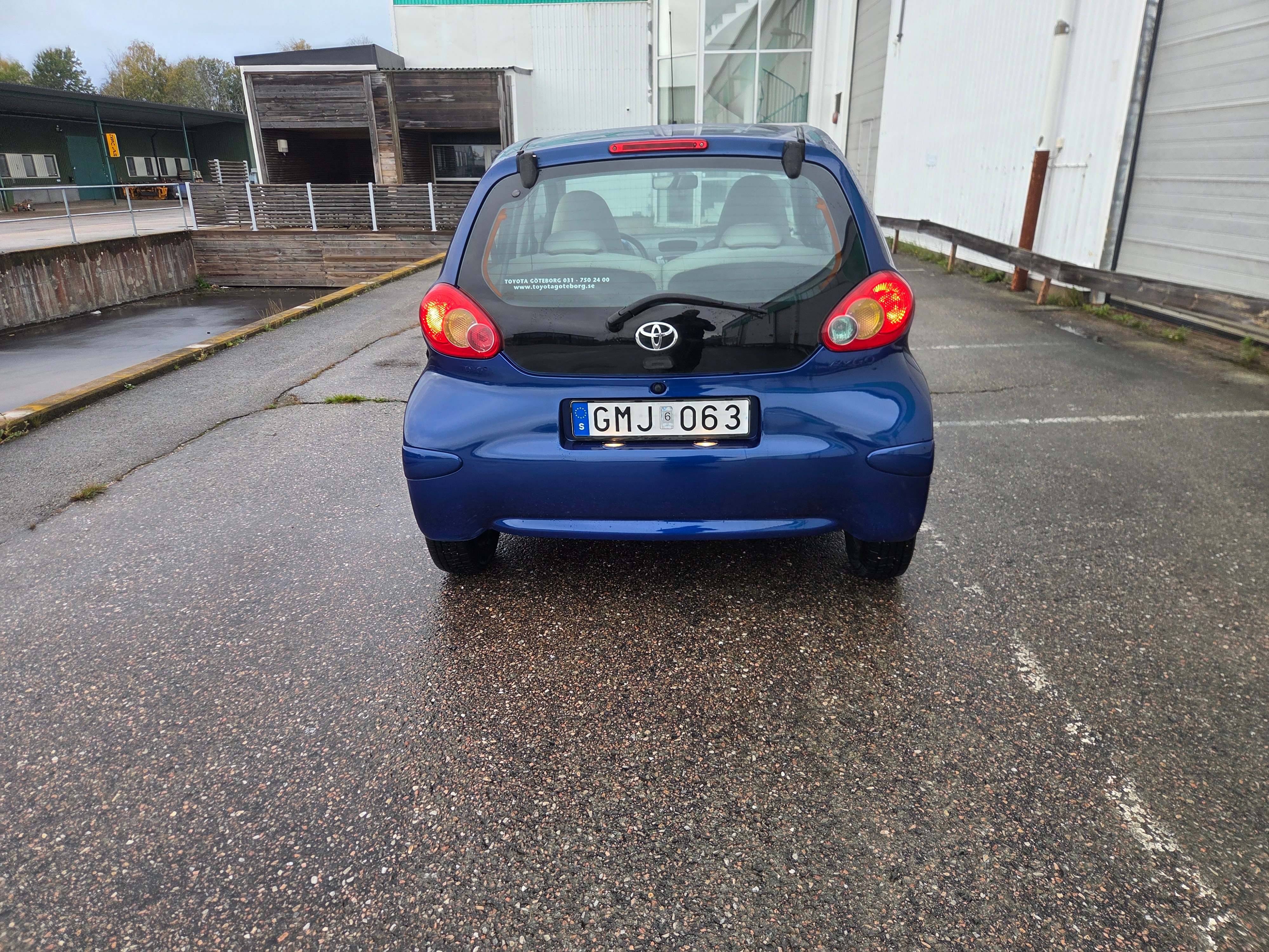Toyota Aygo 5-dörrar 1.0 VVT-i MultiMode 2008, bild 4/7