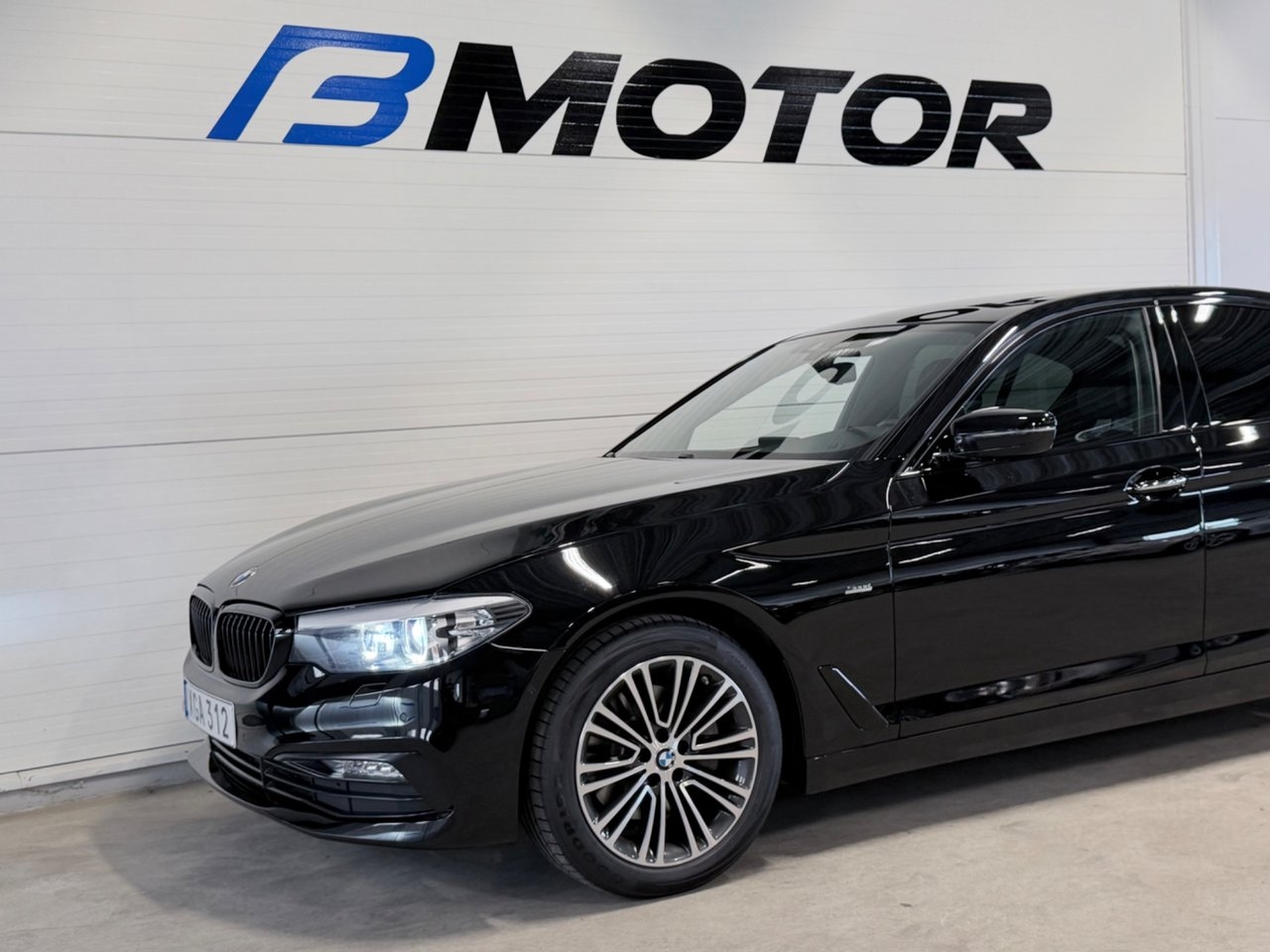 BMW 520i Sport Line 2018, bild 5/10