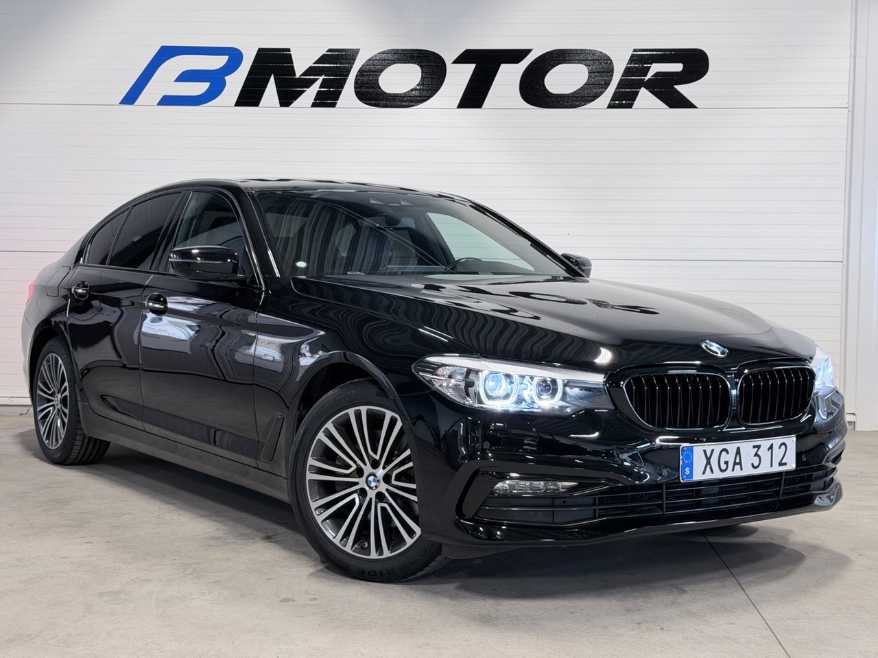 BMW 520i Sport Line 2018, bild 3/10