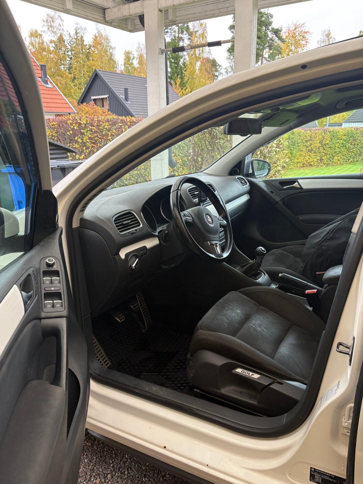 Volkswagen Golf 2.0 TDI 2010, bild 2/4