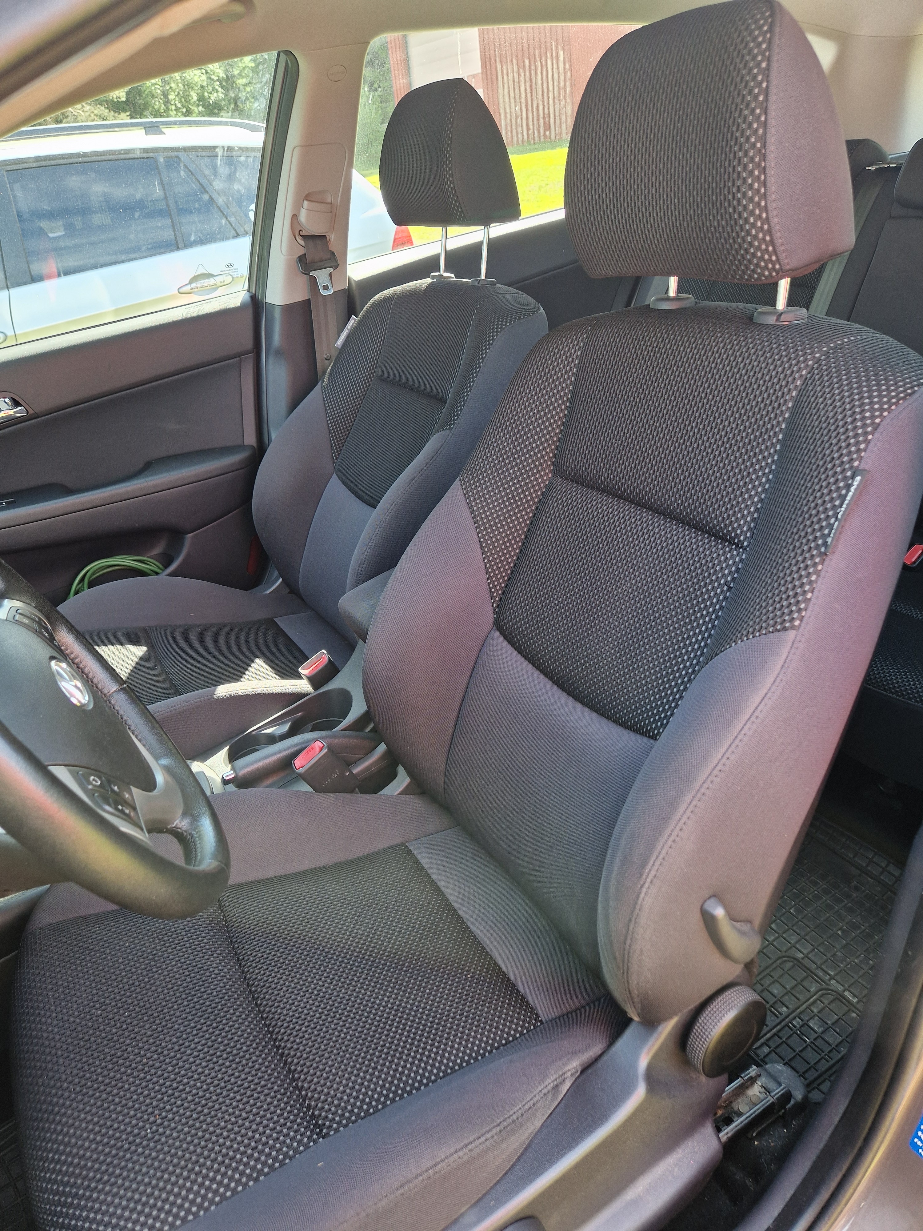 Hyundai i30 cw 1.6 CRDi Manuell 2011, bild 6/7
