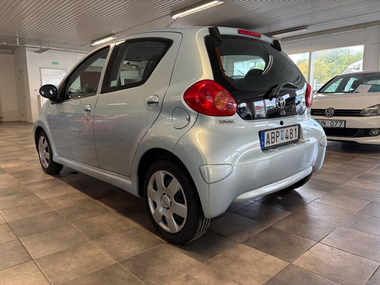 Toyota Aygo 5-dörrar 1.0 VVT-i Euro 4 2006, bild 3/8