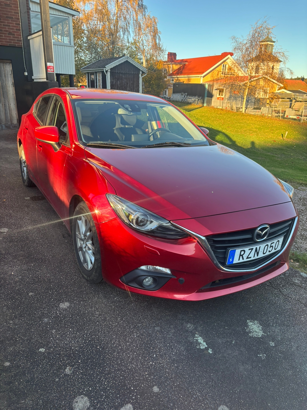 Mazda 3 SKYACTIV-D 150 2015, bild 2/10