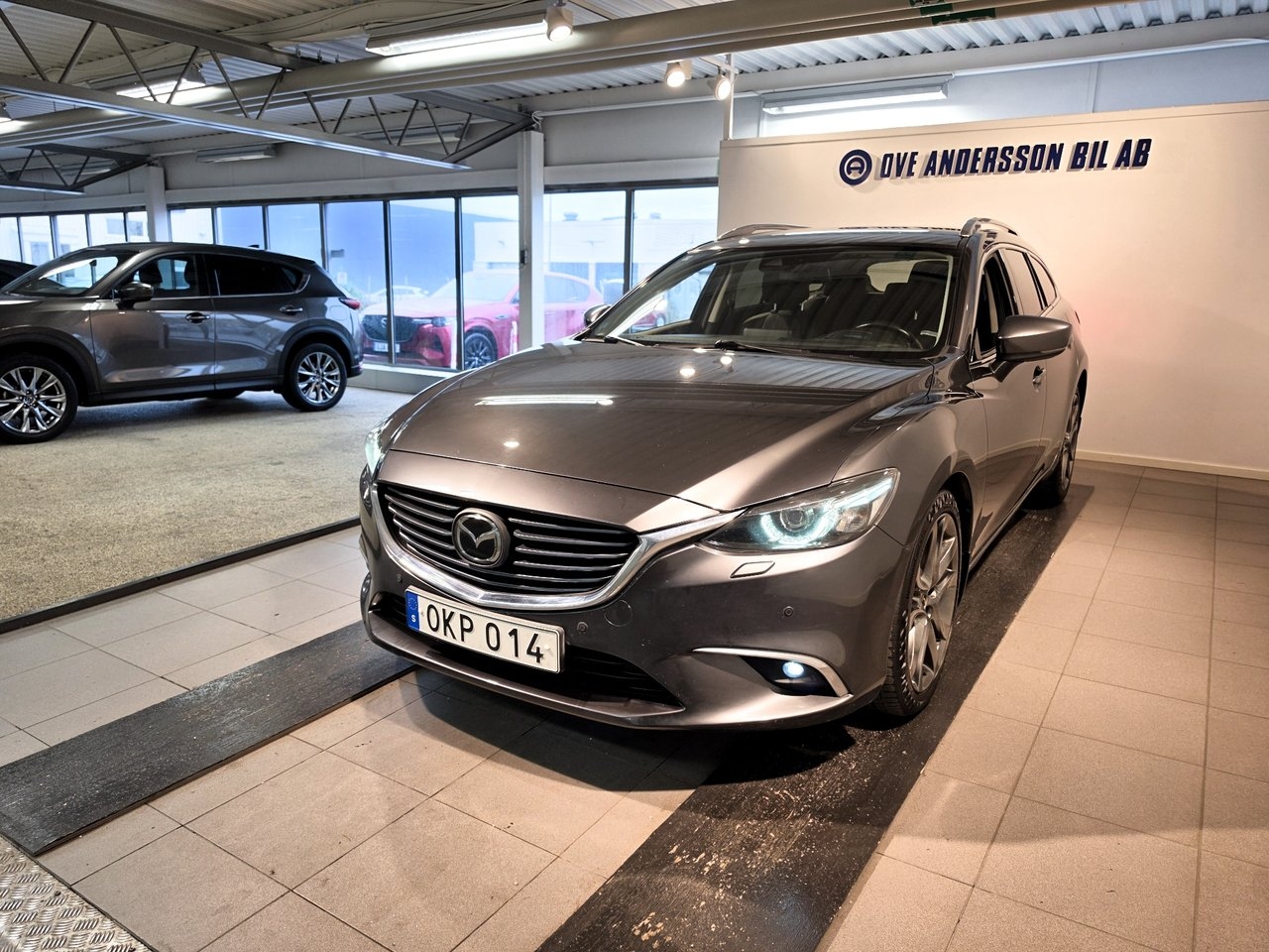 Mazda 6 SKYACTIV-D 175 2017, photo 2/10