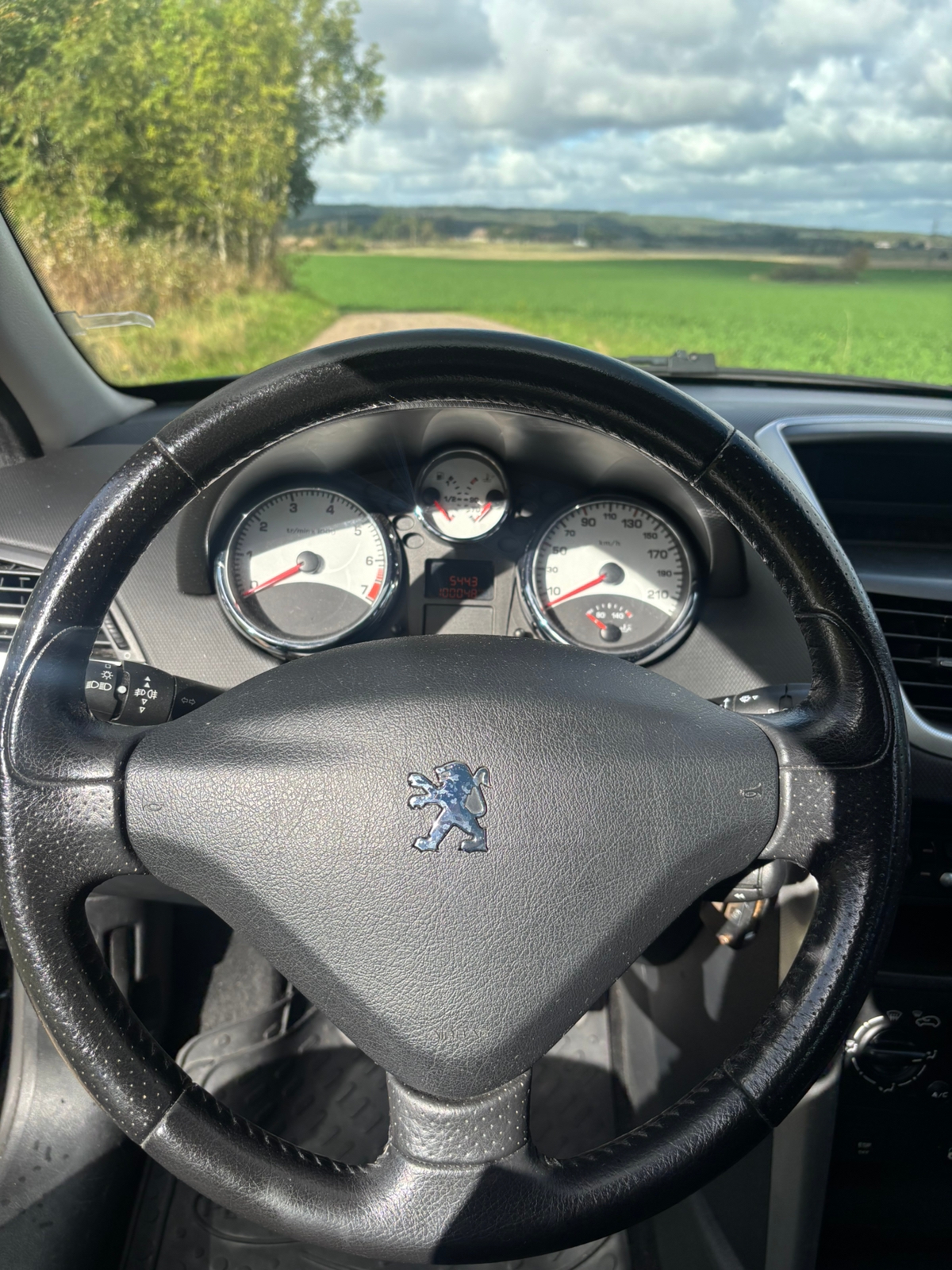 Peugeot 207 110 2007, bild 6/7