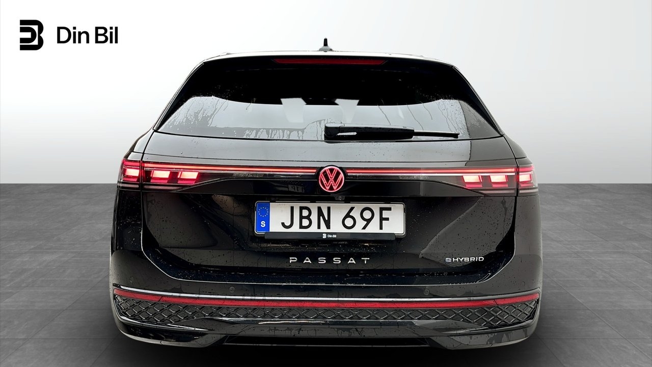Volkswagen Passat 1.5 eHybrid R-Line 2026, bild 5/10