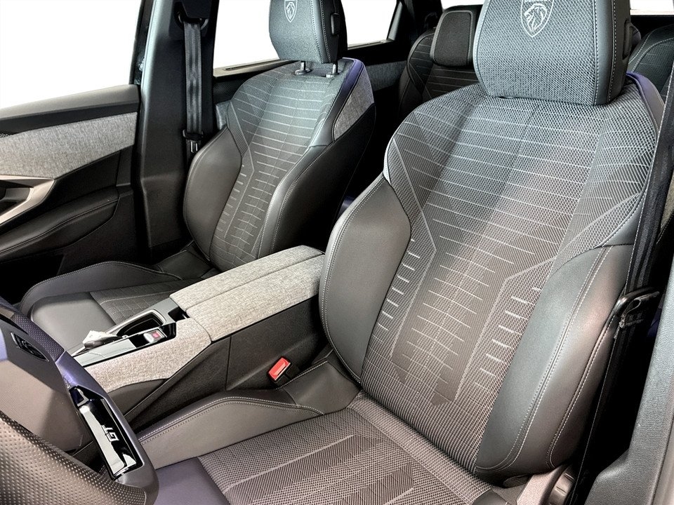 Peugeot 5008 1.2 Hybrid 145 GT 2025, bild 5/10