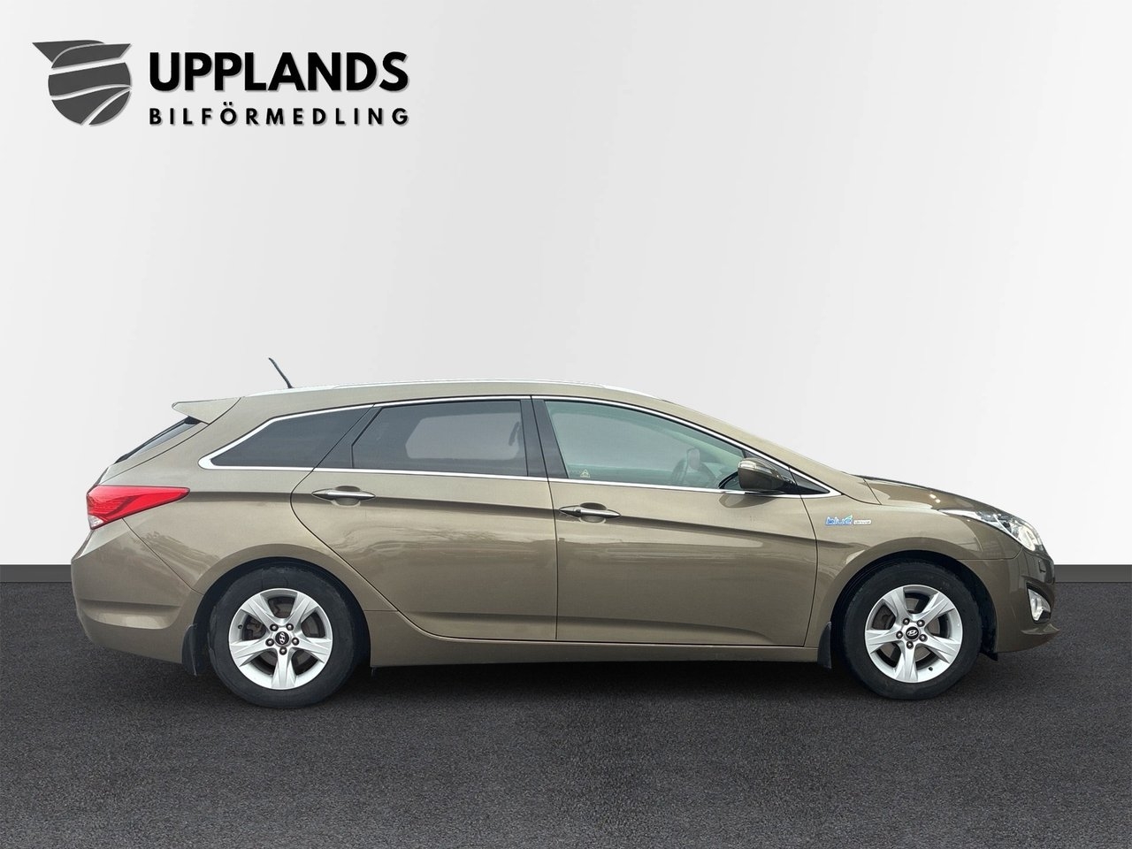 Hyundai i40 1.7 CRDi Business 2012, bild 4/10
