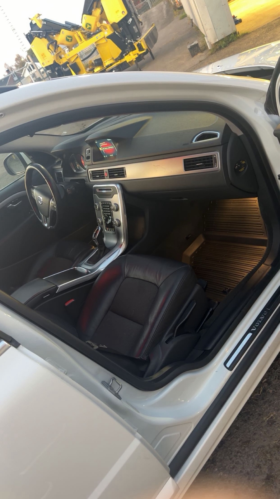 Volvo V70 D4 2015, bild 2/3