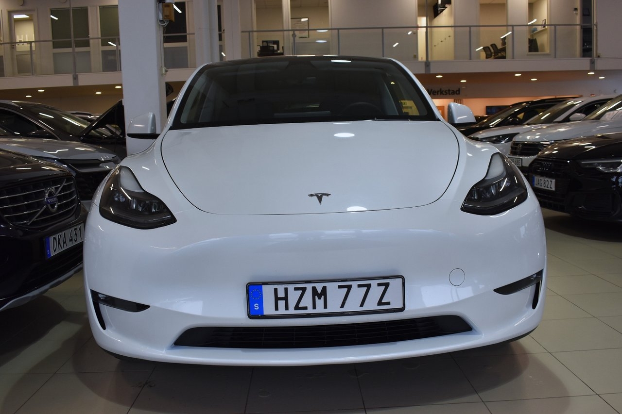 Tesla Model Y 2023, bild 2/10