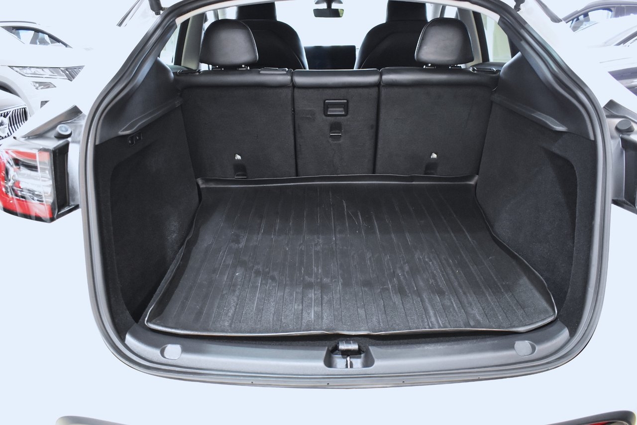 Tesla Model Y 2023, bild 5/10