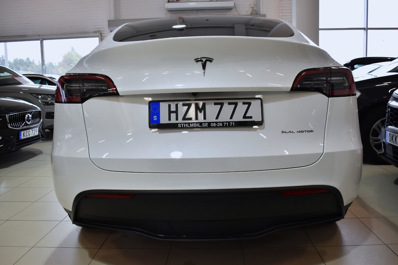 Tesla Model Y 2023, bild 4/10