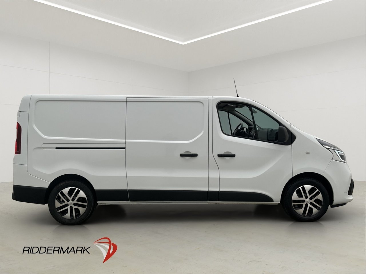 Renault Trafic dCi 145 2022, bild 2/31