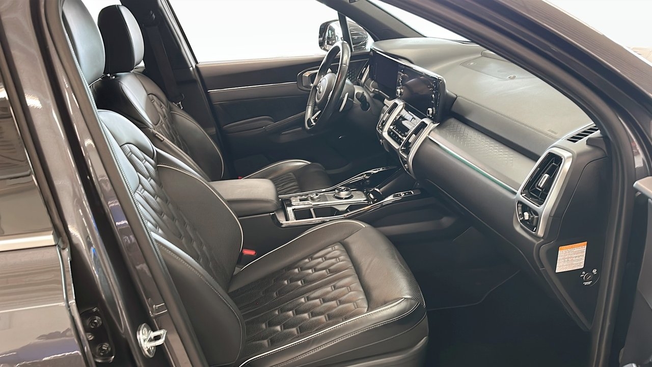 Kia Sorento 1.6 T-GDI Plug-in-Hybrid 2021, bild 3/9