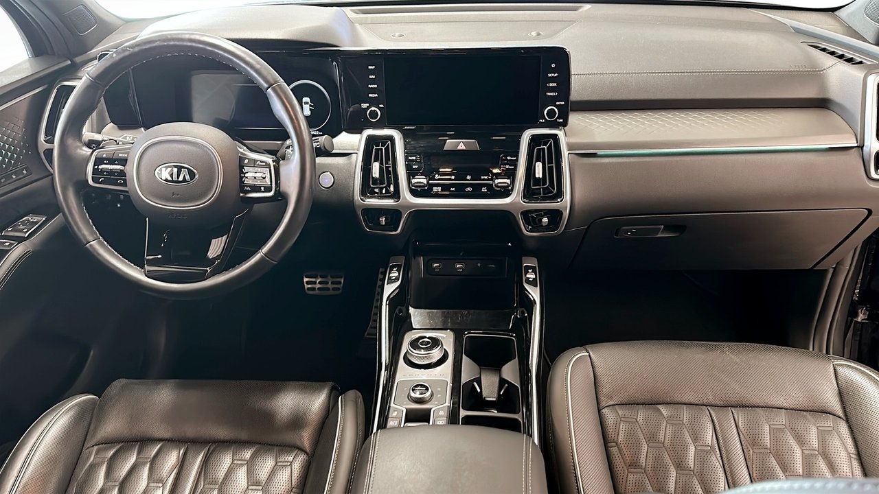 Kia Sorento 1.6 T-GDI Plug-in-Hybrid 2021, bild 4/9