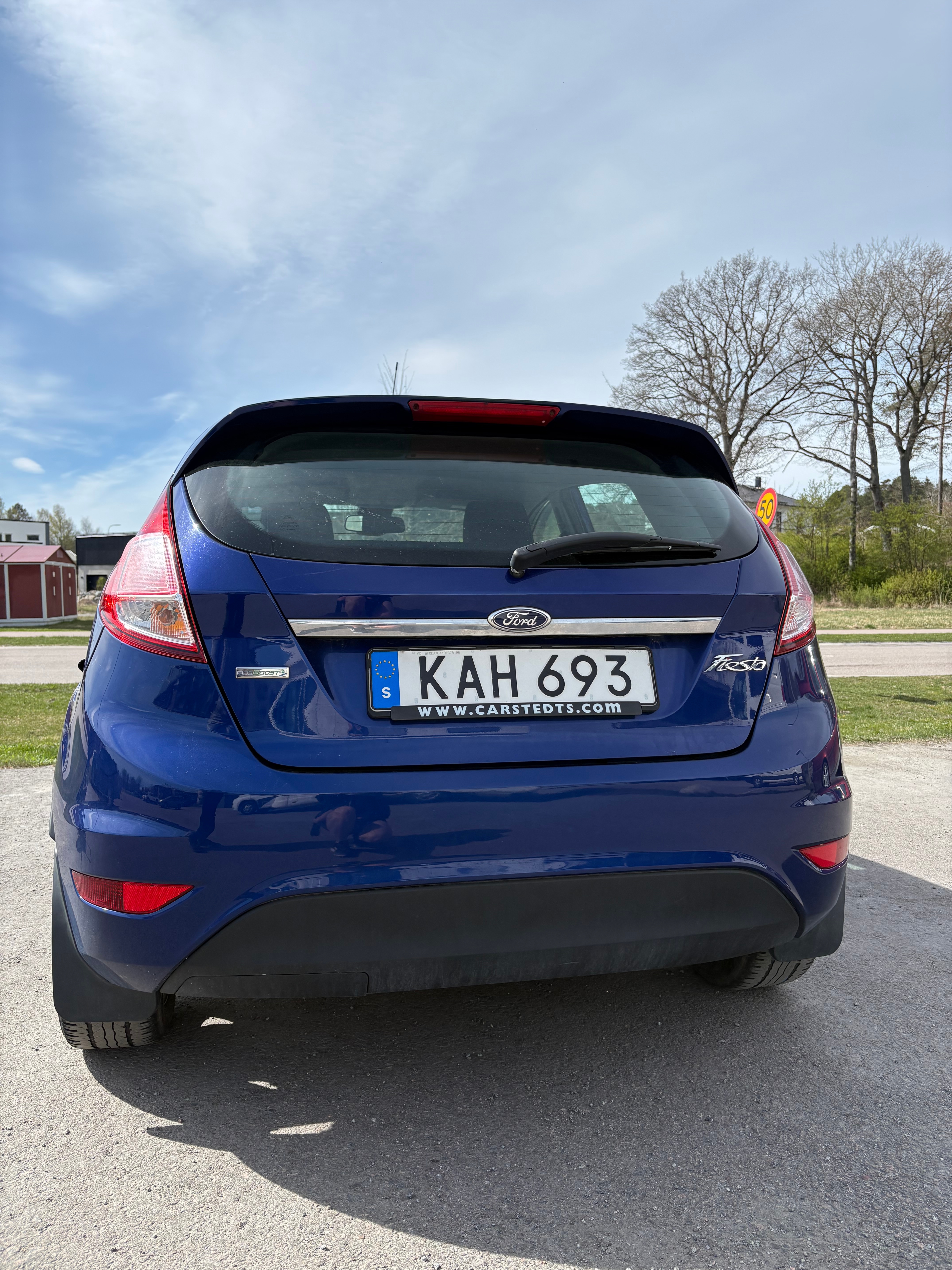 Ford Fiesta 2015, bild 2/7