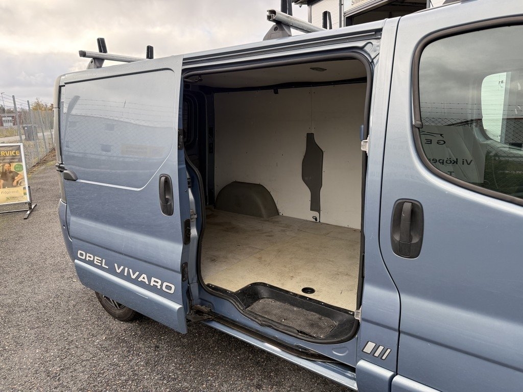 Opel Vivaro Skåpbil 2.9t 2.5 CDTI 2008, bild 6/10