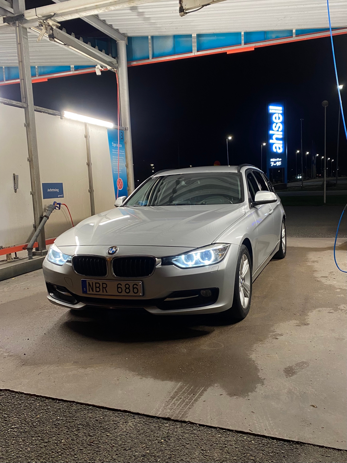 BMW 320d Sport Line 2013, bild 2/10