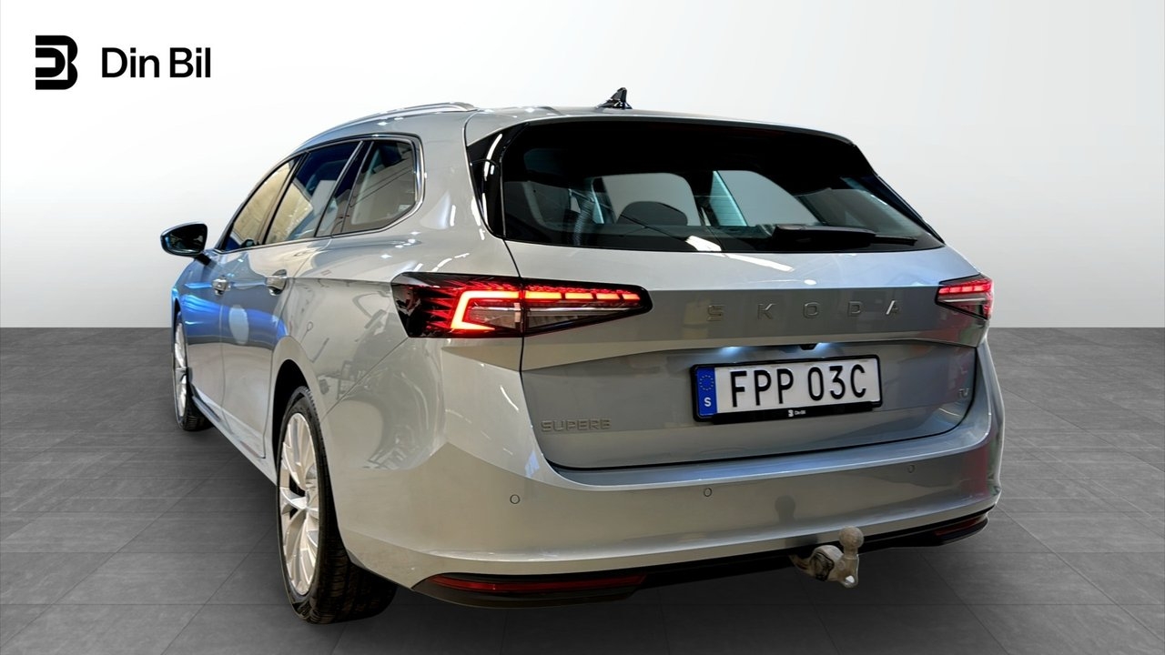 Skoda Superb Selection 2025, bild 3/10